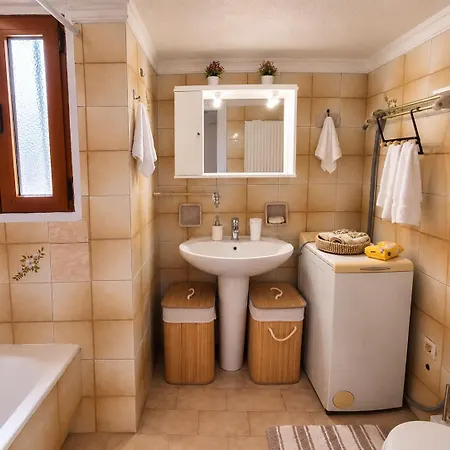 Aposperitis Apartment
